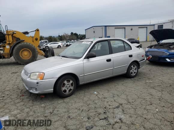 2002 Hyundai Accent GL with VIN KMHCG45C92U342413, listed as a Copart auction lot 45236555 with 120,207 mi miles and Salvage title. Bid and sale history available at DreamBid. Image 1.
