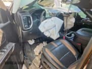 ✅ 2021 Chevrolet Silverado 2500HD LTZ • VIN: 1GC4YPEY0MF153434 • Lot: 81090355. Wystawiony na Copart z przebiegiem 200 219 mil. Bezpłatny archiwum sprzedaży aukcyjnych z USA i szczegółowy raport historii pojazdu na DreamBid. Zdjęcie 8.