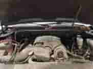 2010 Chevrolet Suburban LT z VIN 1GNUKJE36AR139025, wystawiony jako IAAI lot #41311327 z przebiegiem 201 955 mil mil oraz . Historia ofert i sprzedaży dostępna na DreamBid. Obrazek 10.