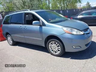 ✅ 2008 Toyota Sienna XLE • VIN: 5TDBK22C08S021333 • Lot: 42182716. Listed on IAAI with Not provided. Free auction sales archive from the USA and detailed vehicle history report at DreamBid. Image 1.