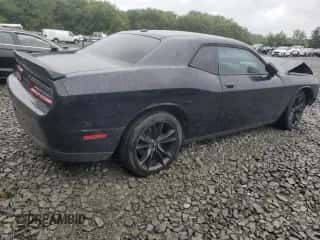 2018 Dodge Challenger SXT с VIN 2C3CDZAG0JH217048, выставлен на аукционе Copart как лот 69606045 с пробегом 161 489 миль миль и Списание • Salvage title. История ставок и продаж доступна на DreamBid. Изображение 3.