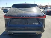 ✅ 2024 Lexus RX 350h • VIN: 2T2BBMCA5RC027420 • Lot: 80119275. Listed on Copart with 32,781 mi. Free auction sales archive from the USA and detailed vehicle history report at DreamBid. Image 6.