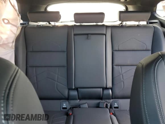 ✅ 2023 BMW X1 xDrive28i • VIN: WBX73EF01P5Y25751 • Лот: 70450485. Опубликован ранее на Copart с пробегом 7 708 миль. Бесплатный доступ к архиву аукционных продаж из США и подробный отчёт об истории автомобиля на DreamBid. Изображение 10.