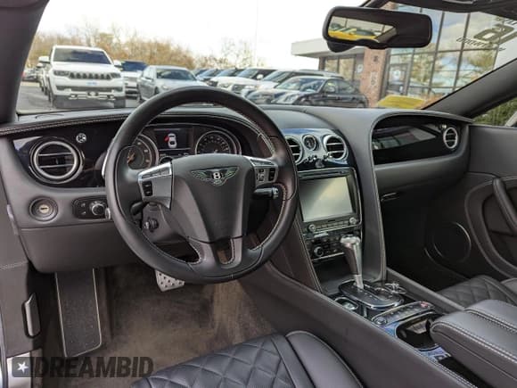 ✅ 2016 Bentley Continental GT • VIN: SCBFU7ZA9GC050989 • Lot: 44276495. Listed on Copart with 8,523 mi. Free auction sales archive from the USA and detailed vehicle history report at DreamBid. Image 9.
