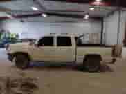 2006 Chevrolet Silverado 1500 LT1 с VIN 2GCEK13T761136828, выставлен на аукционе IAAI как лот 42510585 с пробегом 259 506 миль миль и . История ставок и продаж доступна на DreamBid. Изображение 14.