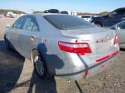 ✅ 2007 Toyota Camry LE • VIN: JTNBE46K673079222 • Lot: 43642364. Wystawiony na IAAI z przebiegiem 197 864 mil. Bezpłatny archiwum sprzedaży aukcyjnych z USA i szczegółowy raport historii pojazdu na DreamBid. Zdjęcie 3.