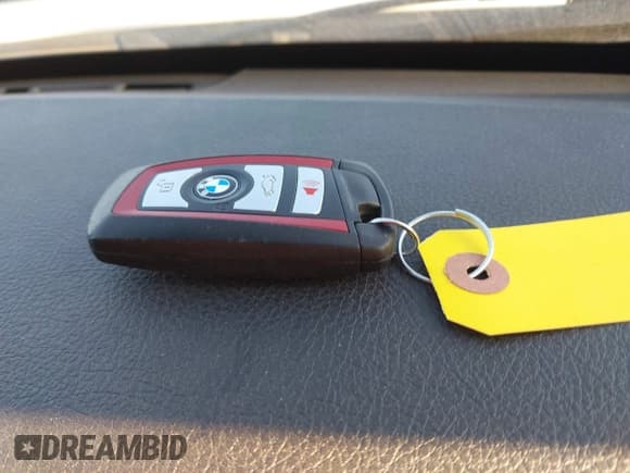 ✅ 2018 BMW 3 Series 330i • VIN: WBA8B9G53JNU57549 • Лот: 41521049. Опубликован ранее на IAAI с пробегом 63 557 миль. Бесплатный доступ к архиву аукционных продаж из США и подробный отчёт об истории автомобиля на DreamBid. Изображение 11.