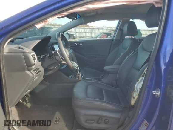 ✅ 2019 Hyundai Ioniq Limited • VIN: KMHC05LC5KU138589 • Лот: 77383544. Размещён на Copart с пробегом 90 570 миль миль. Получите бесплатный доступ к архиву аукционных продаж из США и посмотрите подробный отчёт об истории автомобиля на DreamBid. Изображение 7.