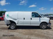 ✅ 2019 Chevrolet Express Cargo • VIN: 1GCWGAFP6K1368910 • Lot: 42194961. Wystawiony na IAAI z przebiegiem 69 359 mil. Bezpłatny archiwum sprzedaży aukcyjnych z USA i szczegółowy raport historii pojazdu na DreamBid. Zdjęcie 13.
