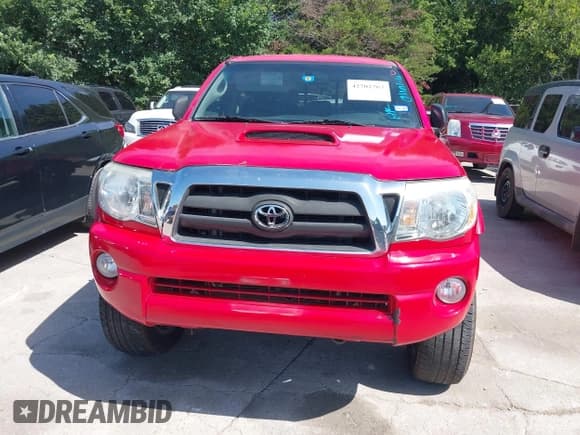 ✅ 2008 Toyota Tacoma • VIN: 3TMMU52N18M005888 • Лот: 42702763. Опубликован ранее на IAAI с пробегом 316 297 миль. Бесплатный доступ к архиву аукционных продаж из США и подробный отчёт об истории автомобиля на DreamBid. Изображение 12.