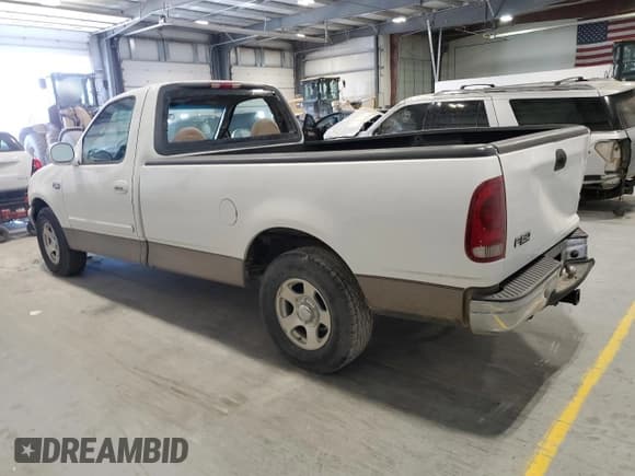 ✅ 2001 Ford F-150 XL • VIN: 1FTRF17W31NA23928 • Lot: 42345325. Listed on Copart with 164,319 mi. Free auction sales archive from the USA and detailed vehicle history report at DreamBid. Image 2.