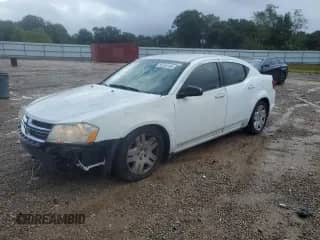 2013 Dodge Avenger SE with VIN 1C3CDZAB0DN592146, listed as a Copart auction lot 82248105 with 219,706 mi miles and Salvage title. Bid and sale history available at DreamBid. Image 1.