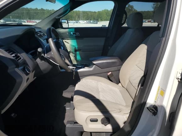 ✅ 2012 Ford Explorer • VIN: 1FMHK7B8XCGA78768 • Lot: 86226915. Wystawiony na Copart z przebiegiem 509 411 mil. Bezpłatny archiwum sprzedaży aukcyjnych z USA i szczegółowy raport historii pojazdu na DreamBid. Zdjęcie 7.