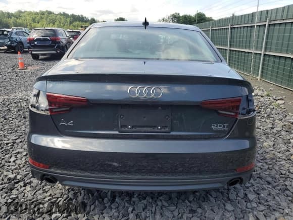 ✅ 2018 Audi A4 Prestige • VIN: WAUFNAF41JN014762 • Lot: 63342375. Wystawiony na Copart z przebiegiem 54 518 mil. Bezpłatny archiwum sprzedaży aukcyjnych z USA i szczegółowy raport historii pojazdu na DreamBid. Zdjęcie 6.