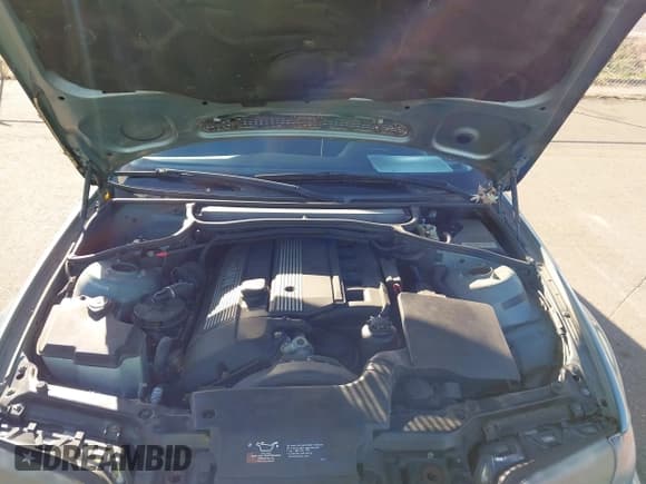 ✅ 2003 BMW 3 Series 325i • VIN: WBAEV33463KL88445 • Лот: 43672459. Опубликован ранее на IAAI с пробегом 150 225 миль. Бесплатный доступ к архиву аукционных продаж из США и подробный отчёт об истории автомобиля на DreamBid. Изображение 10.