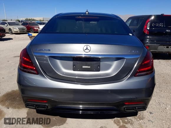 ✅ 2019 Mercedes-Benz S 63 AMG • VIN: WDDUG8JBXKA496469 • Lot: 69417233. Wystawiony na Copart z przebiegiem 44 761 mil. Bezpłatny archiwum sprzedaży aukcyjnych z USA i szczegółowy raport historii pojazdu na DreamBid. Zdjęcie 6.