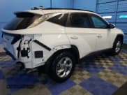 ✅ 2023 Hyundai Tucson SEL • VIN: 5NMJB3AE3PH195726 • Lot: 79835454. Wystawiony na Copart z przebiegiem 52 500 mil. Bezpłatny archiwum sprzedaży aukcyjnych z USA i szczegółowy raport historii pojazdu na DreamBid. Zdjęcie 3.