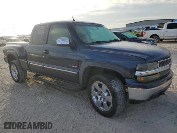 ✅ 2001 Chevrolet Silverado 1500 LT • VIN: 1GCEK19T61E101275 • Лот: 77218564. Опубликован ранее на Copart с пробегом 202 740 миль. Бесплатный доступ к архиву аукционных продаж из США и подробный отчёт об истории автомобиля на DreamBid. Изображение 4.