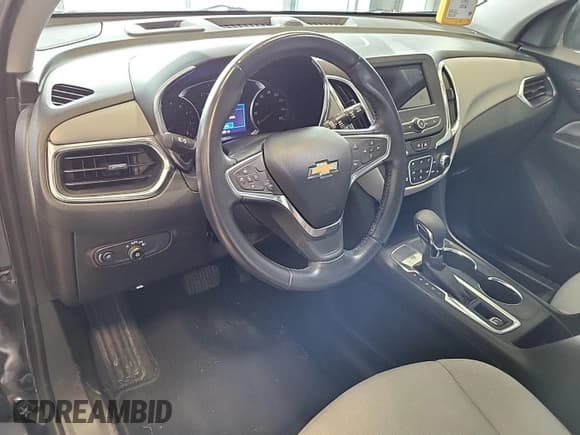 ✅ 2022 Chevrolet Equinox LT • VIN: 3GNAXJEV3NL143276 • Лот: 42132348. Опубликован ранее на IAAI с пробегом 114 368 миль. Бесплатный доступ к архиву аукционных продаж из США и подробный отчёт об истории автомобиля на DreamBid. Изображение 1.