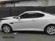 2008 Hyundai Tiburon GS с VIN KMHHM66D98U280005, выставлен на аукционе IAAI как лот 42580014 с пробегом 267 858 миль миль и . История ставок и продаж доступна на DreamBid. Изображение 14.