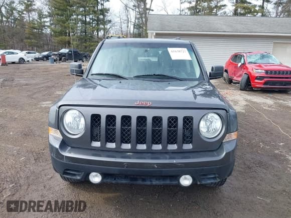 ✅ 2017 Jeep Patriot Sport • VIN: 1C4NJPBB2HD132143 • Лот: 41638727. Опубликован ранее на IAAI с пробегом 133 999 миль. Бесплатный доступ к архиву аукционных продаж из США и подробный отчёт об истории автомобиля на DreamBid. Изображение 12.