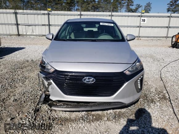 ✅ 2017 Hyundai Ioniq SEL • VIN: KMHC75LC1HU031253 • Lot: 50571055. Wystawiony na Copart z przebiegiem 125 007 mil. Bezpłatny archiwum sprzedaży aukcyjnych z USA i szczegółowy raport historii pojazdu na DreamBid. Zdjęcie 5.