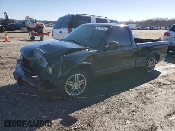 ✅ 1994 Chevrolet S-10 • VIN: 1GCCS1444R8164182 • Лот: 42784055. Опубликован ранее на Copart с пробегом 151 111 миль. Бесплатный доступ к архиву аукционных продаж из США и подробный отчёт об истории автомобиля на DreamBid. Изображение 1.