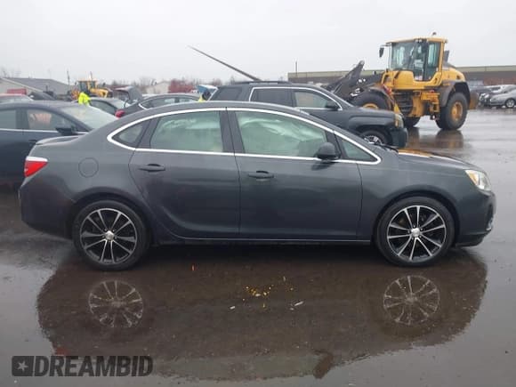 ✅ 2016 Buick Verano Sport Touring • VIN: 1G4PW5SK1G4141277 • Lot: 43784307. Listed on IAAI with 95,917 mi. Free auction sales archive from the USA and detailed vehicle history report at DreamBid. Image 14.