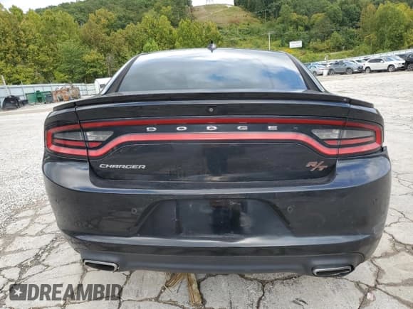 ✅ 2018 Dodge Charger R/T • VIN: 2C3CDXCT5JH176303 • Lot: 70745605. Wystawiony na Copart z przebiegiem 113 235 mil. Bezpłatny archiwum sprzedaży aukcyjnych z USA i szczegółowy raport historii pojazdu na DreamBid. Zdjęcie 6.