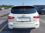 ✅ 2015 Infiniti QX60 • VIN: 5N1AL0MM7FC528582 • Lot: 42605161. Listed on IAAI with 175,017 mi. Free auction sales archive from the USA and detailed vehicle history report at DreamBid. Image 18.