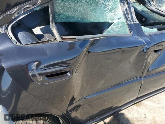 ✅ 2006 Volvo S60 2.5L Turbo R • VIN: YV1RH527062516020 • Lot: 91158965. Wystawiony na Copart z przebiegiem Nie podano. Bezpłatny archiwum sprzedaży aukcyjnych z USA i szczegółowy raport historii pojazdu na DreamBid. Zdjęcie 10.