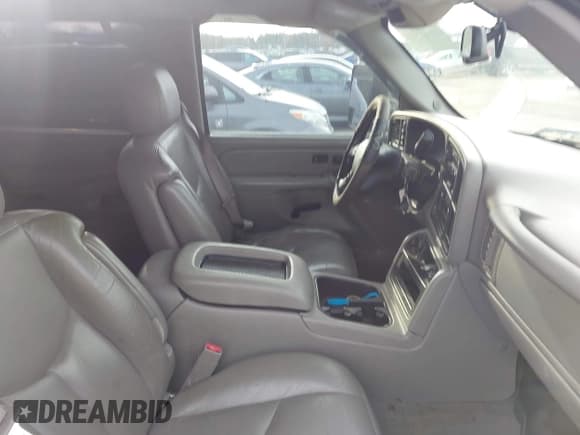 ✅ 2007 Chevrolet Silverado 2500HD LT1 • VIN: 1GCHK23D17F104544 • Лот: 43536939. Опубликован ранее на IAAI с пробегом 256 950 миль. Бесплатный доступ к архиву аукционных продаж из США и подробный отчёт об истории автомобиля на DreamBid. Изображение 5.