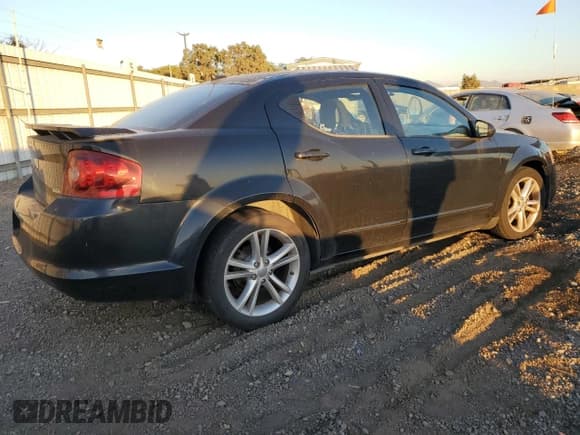✅ 2012 Dodge Avenger SXT Plus • VIN: 1C3CDZEGXCN309935 • Lot: 81638534. Listed on Copart with 140,042 mi. Free auction sales archive from the USA and detailed vehicle history report at DreamBid. Image 3.
