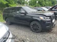 ✅ 2023 Lincoln Navigator Reserve • VIN: 5LMJJ3LG4PEL02778 • Lot: 87094875. Wystawiony na Copart z przebiegiem 45 615 mil. Bezpłatny archiwum sprzedaży aukcyjnych z USA i szczegółowy raport historii pojazdu na DreamBid. Zdjęcie 4.