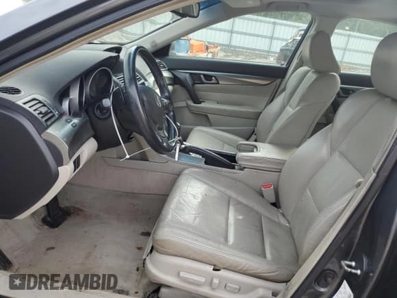 ✅ 2010 Acura TL Technology • VIN: 19UUA8F54AA001441 • Lot: 58753545. Listed on Copart with 135,640 mi. Free auction sales archive from the USA and detailed vehicle history report at DreamBid. Image 7.