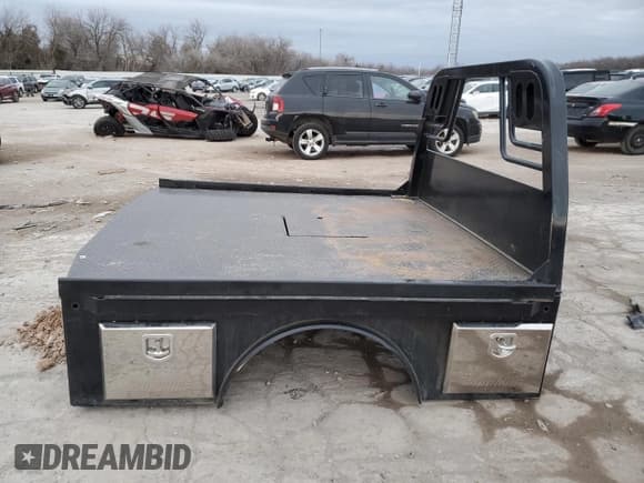 ✅ 2022 GMC Sierra 1500 • VIN: 42518555PARTS • Лот: 42518555. Опубликован ранее на Copart с пробегом Не указан. Бесплатный доступ к архиву аукционных продаж из США и подробный отчёт об истории автомобиля на DreamBid. Изображение 10.