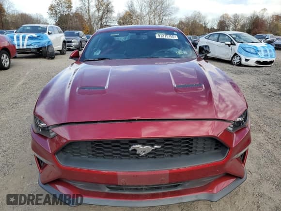 ✅ 2018 Ford Mustang EcoBoost • VIN: 1FA6P8TH7J5178410 • Lot: 91275165. Wystawiony na Copart z przebiegiem 25 542 mil. Bezpłatny archiwum sprzedaży aukcyjnych z USA i szczegółowy raport historii pojazdu na DreamBid. Zdjęcie 5.