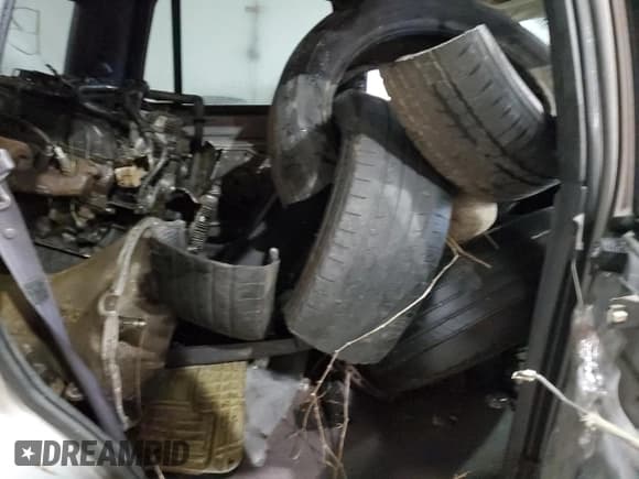 ✅ 1999 Dodge Durango • VIN: 1B4HS28Y3XF548677 • Лот: 90792215. Опубликован ранее на Copart с пробегом Не указан. Бесплатный доступ к архиву аукционных продаж из США и подробный отчёт об истории автомобиля на DreamBid. Изображение 11.