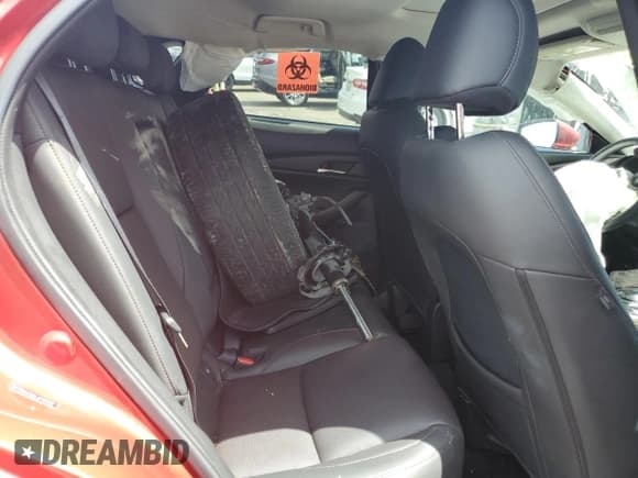 ✅ 2020 Mazda CX-30 Premium • VIN: 3MVDMAEM8LM116599 • Lot: 66833155. Wystawiony na Copart z przebiegiem Nie podano. Bezpłatny archiwum sprzedaży aukcyjnych z USA i szczegółowy raport historii pojazdu na DreamBid. Zdjęcie 10.