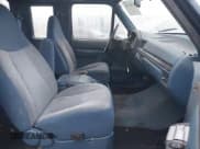 ✅ 1995 Ford F-150 • VIN: 1FTEX14N7SKA95743 • Lot: 43887724. Wystawiony na IAAI z przebiegiem 247 930 mil. Bezpłatny archiwum sprzedaży aukcyjnych z USA i szczegółowy raport historii pojazdu na DreamBid. Zdjęcie 5.