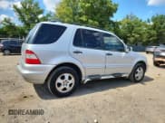 ✅ 2004 Mercedes-Benz M 350 • VIN: 4JGAB57E74A464959 • Lot: 71482525. Listed on Copart with 214,657 mi. Free auction sales archive from the USA and detailed vehicle history report at DreamBid. Image 3.