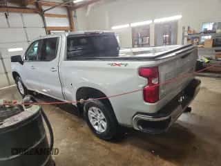 2022 Chevrolet Silverado 1500 LT z VIN 3GCUYDED3NG148417, wystawiony jako Copart lot #85725445 z przebiegiem 90 916 mil mil oraz Czysty tytuł • Clean title. Historia ofert i sprzedaży dostępna na DreamBid. Obrazek 2.