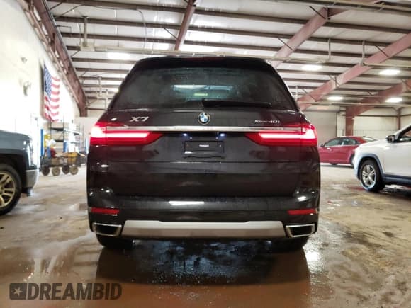 ✅ 2022 BMW X7 xDrive40i • VIN: 5UXCW2C02N9L06010 • Lot: 60097765. Wystawiony na Copart z przebiegiem 25 889 mil. Bezpłatny archiwum sprzedaży aukcyjnych z USA i szczegółowy raport historii pojazdu na DreamBid. Zdjęcie 6.