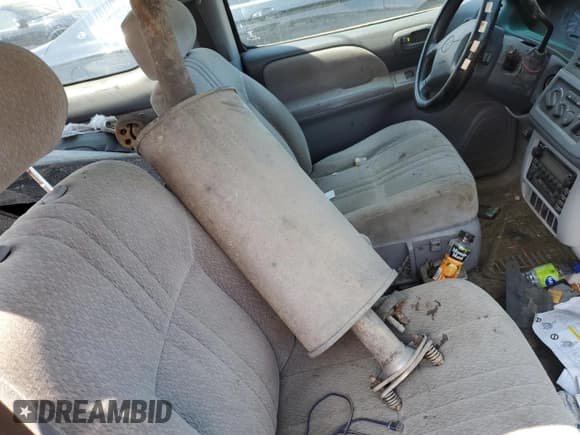 ✅ 2002 Toyota Sienna CE • VIN: 4T3ZF19C42U425907 • Лот: 53465055. Опубликован ранее на Copart с пробегом Не указан. Бесплатный доступ к архиву аукционных продаж из США и подробный отчёт об истории автомобиля на DreamBid. Изображение 13.