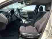 2016 Chevrolet Malibu LT z VIN 1G1ZE5STXGF256191, wystawiony jako Copart lot #70871405 z przebiegiem 49 866 mil mil oraz Szkoda całkowita • Salvage title. Historia ofert i sprzedaży dostępna na DreamBid. Obrazek 7.