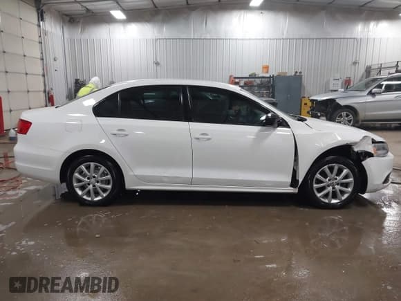 ✅ 2012 Volkswagen Jetta S • VIN: 3VW1K7AJXCM353326 • Лот: 41582886. Опубликован ранее на IAAI с пробегом 120 390 миль. Бесплатный доступ к архиву аукционных продаж из США и подробный отчёт об истории автомобиля на DreamBid. Изображение 13.