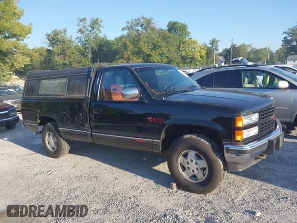 ✅ 1992 Chevrolet Silverado 1500 • VIN: 1GCEK14K9NE131939 • Lot: 43205979. Wystawiony na IAAI z przebiegiem 185 896 mil. Bezpłatny archiwum sprzedaży aukcyjnych z USA i szczegółowy raport historii pojazdu na DreamBid. Zdjęcie 13.