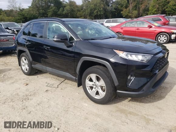 ✅ 2020 Toyota RAV4 XLE • VIN: 2T3P1RFV7LW118047 • Lot: 86064695. Listed on Copart with 52,507 mi. Free auction sales archive from the USA and detailed vehicle history report at DreamBid. Image 4.