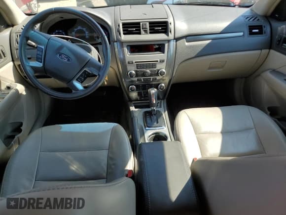 ✅ 2012 Ford Fusion SEL • VIN: 3FAHP0JA4CR339084 • Lot: 82500435. Listed on Copart with 156,131 mi. Free auction sales archive from the USA and detailed vehicle history report at DreamBid. Image 8.