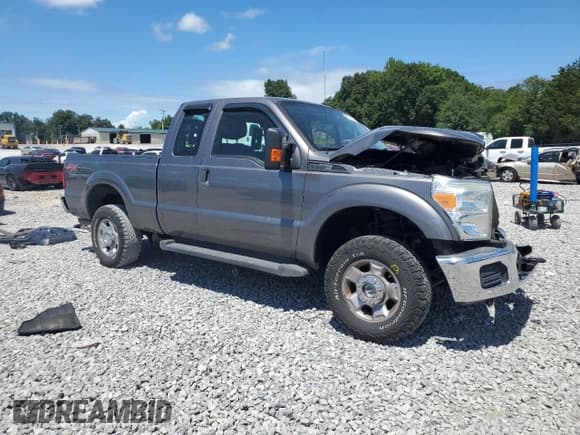 ✅ 2012 Ford F-250 XL • VIN: 1FT7X2B69CED03938 • Lot: 68217805. Wystawiony na Copart z przebiegiem 117 325 mil. Bezpłatny archiwum sprzedaży aukcyjnych z USA i szczegółowy raport historii pojazdu na DreamBid. Zdjęcie 4.